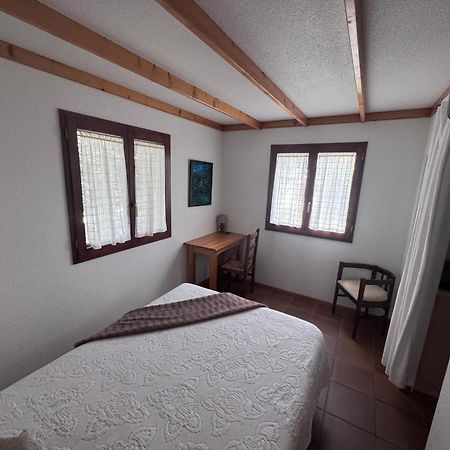 La Cerca Del Alcornoque Casa de hóspedes Casas de Belvis Exterior foto