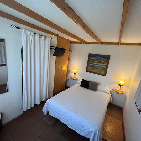 La Cerca Del Alcornoque Casa de hóspedes Casas de Belvis Exterior foto