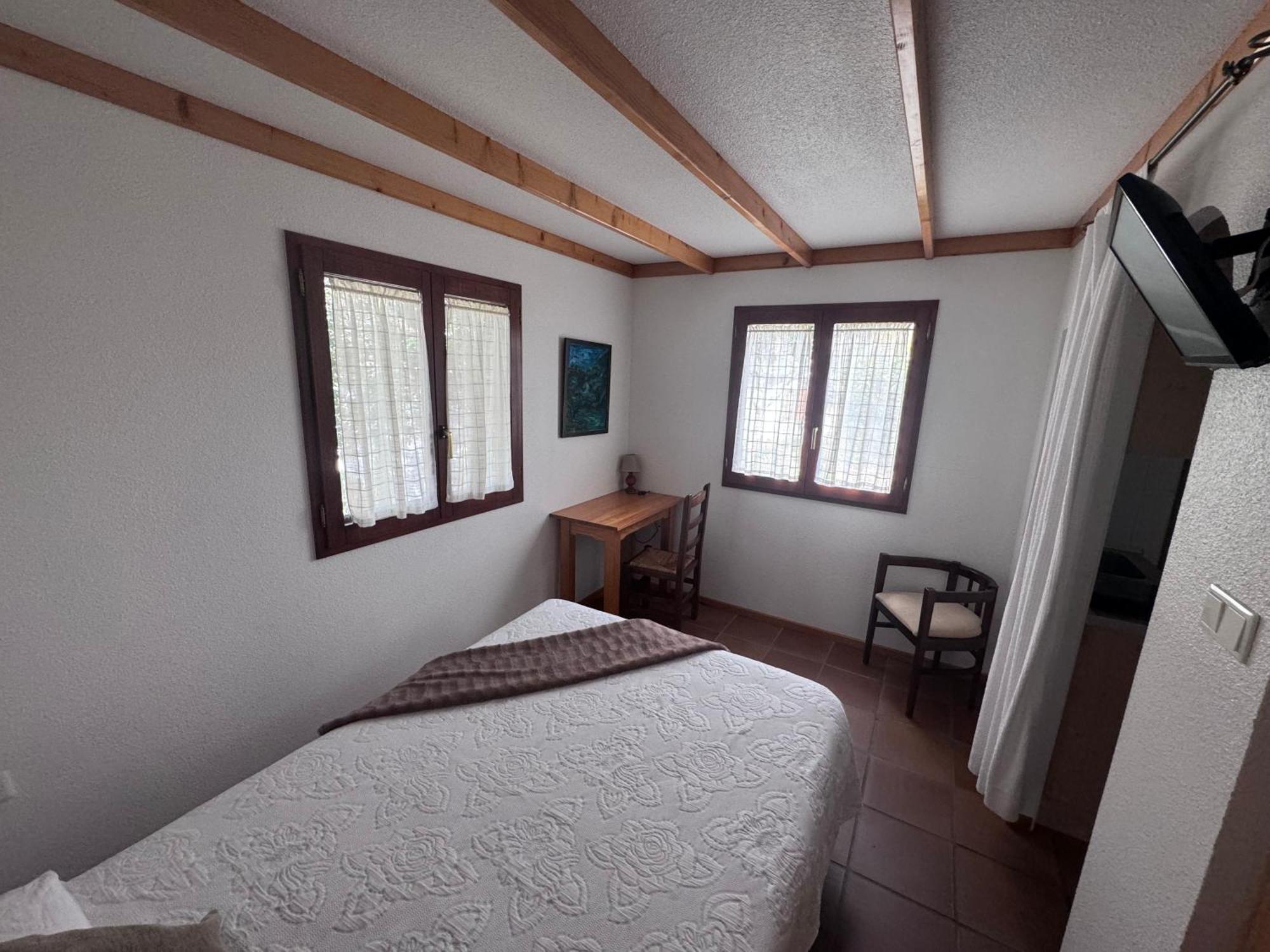 La Cerca Del Alcornoque Casa de hóspedes Casas de Belvis Exterior foto